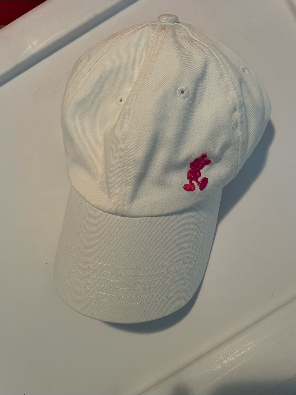 Woman’s Disney Mickey White Baseball Cap with Pink Embroidered Character